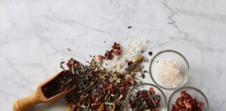 Jak dermokosmetyki wspierają leczenie skóry poparzonej?